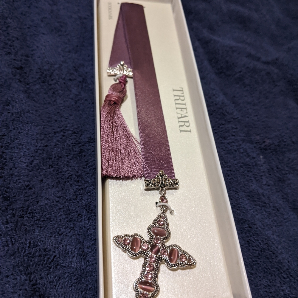 Villager by Liz Claiborne Purple Stone Trifari bookmark